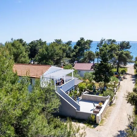 Villa Romantik Vir Exterior photo
