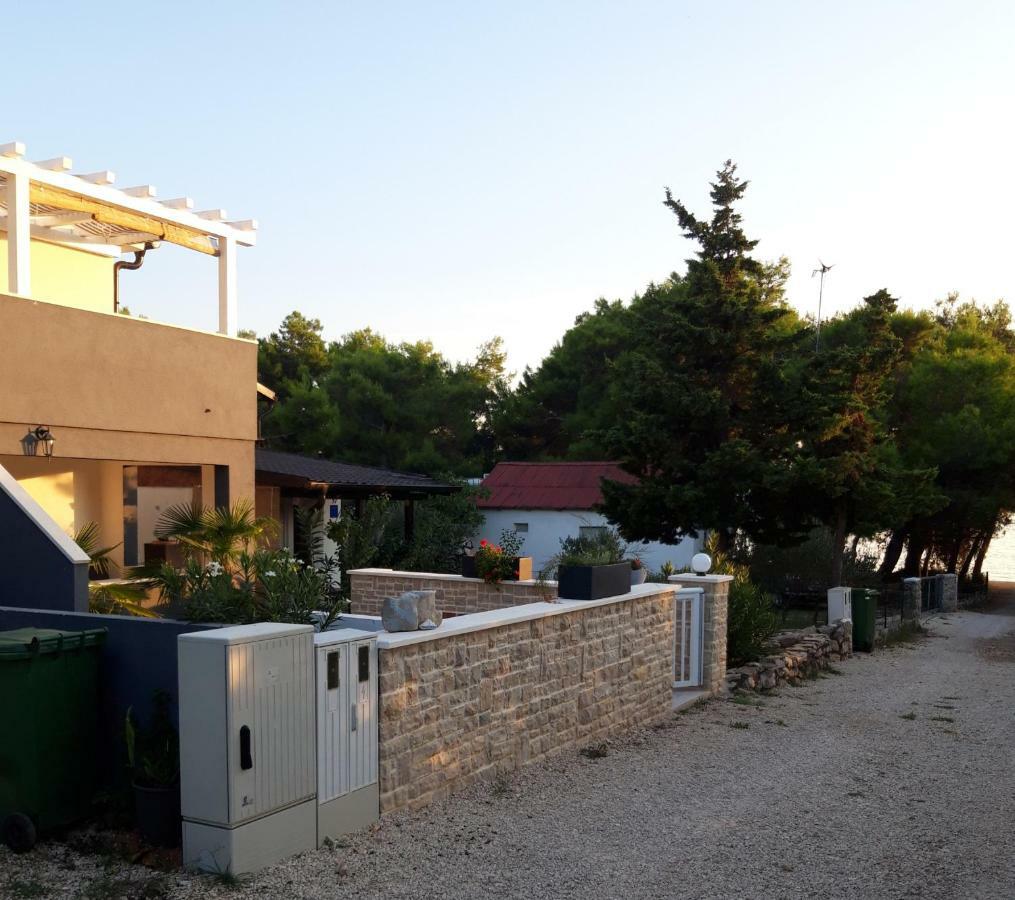 Romantik Villa Vir